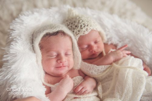 צילומי ניובורן בנות תאומות אנדה יואל