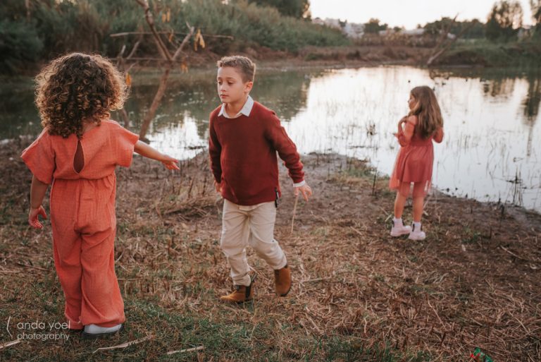 צילומי ילדים ומשפחה בטבע. ליהיא גרינר - אנדה יואל