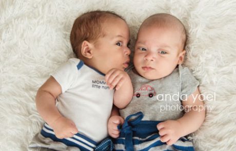 שיחת ניובורן תאומים מהרגעים הראשונים